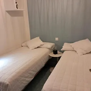 Con Solera En El Corazon De Triana Appartement