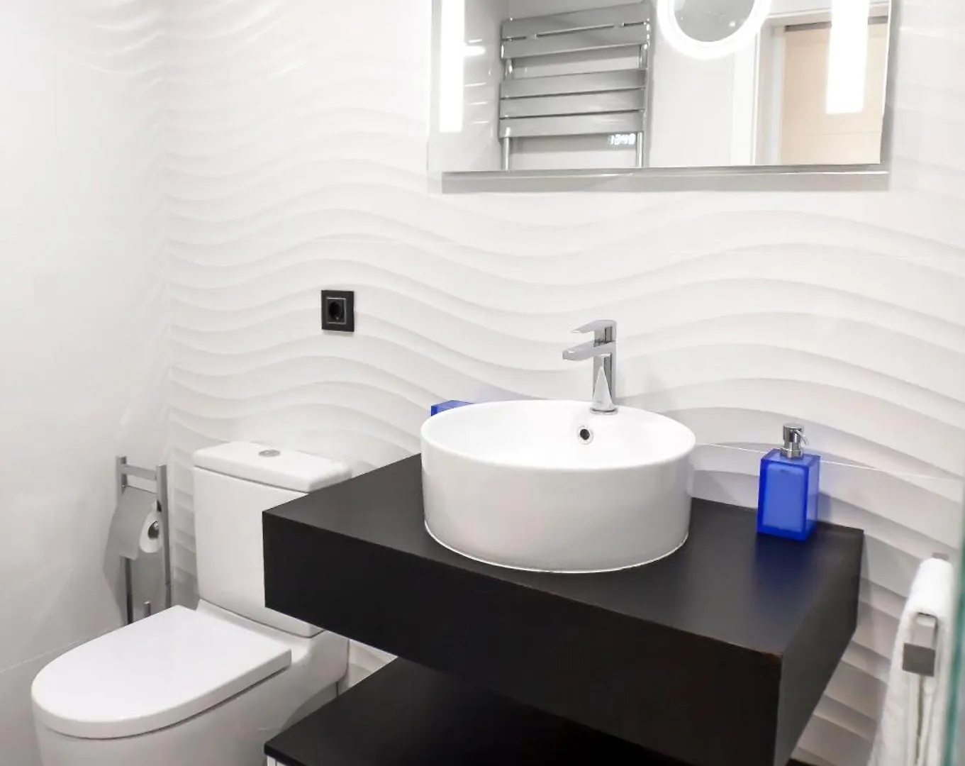 Goles Deluxe Suite By Valcambre Seville Apartment